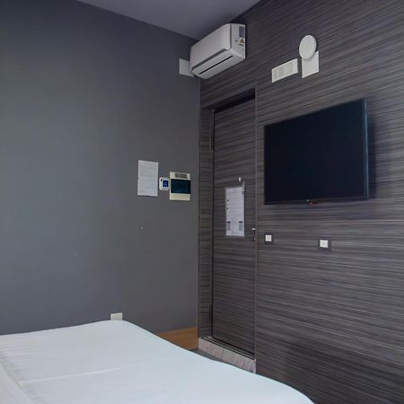 Beb Umberto I Napoli Hotel Exterior foto