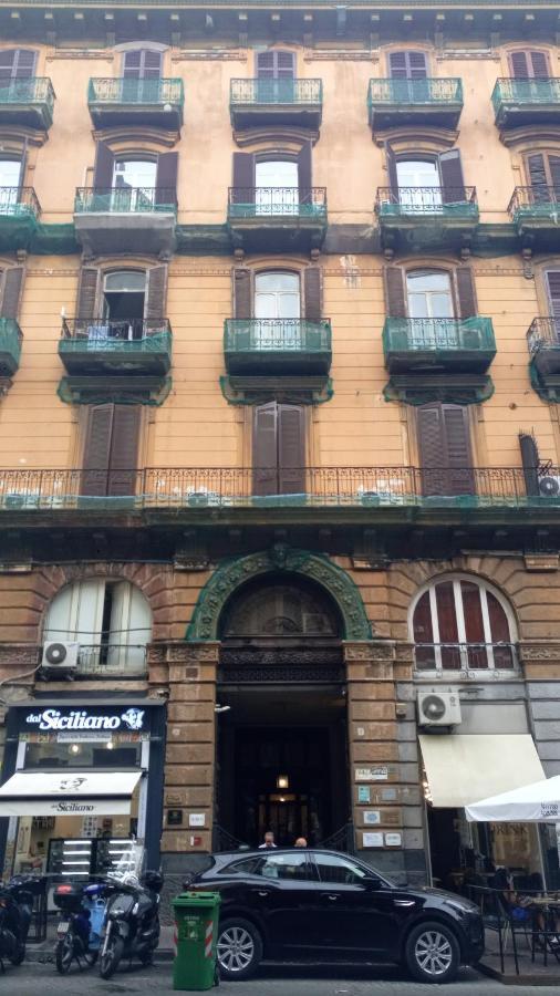 Beb Umberto I Napoli Hotel Exterior foto